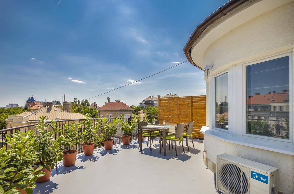 Terrace Apartments At City Park Budapeşte Dış mekan fotoğraf